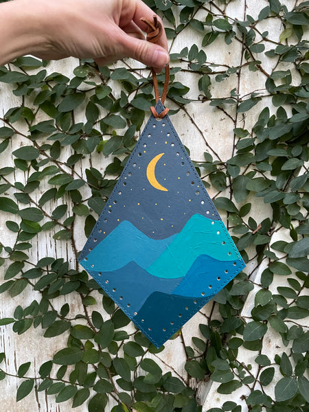 Earring Holder - Painted Moon